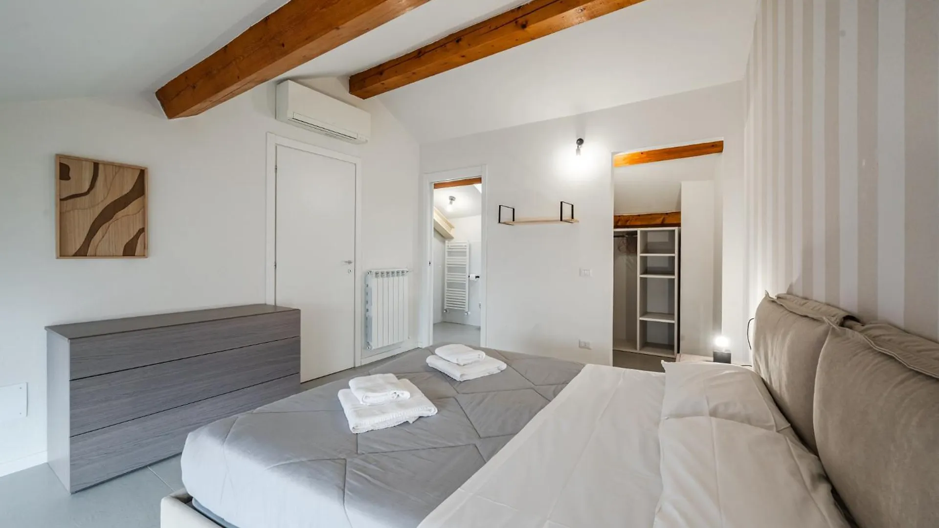 Apartment Milano - Spazioso Appartamento Vicino Metro