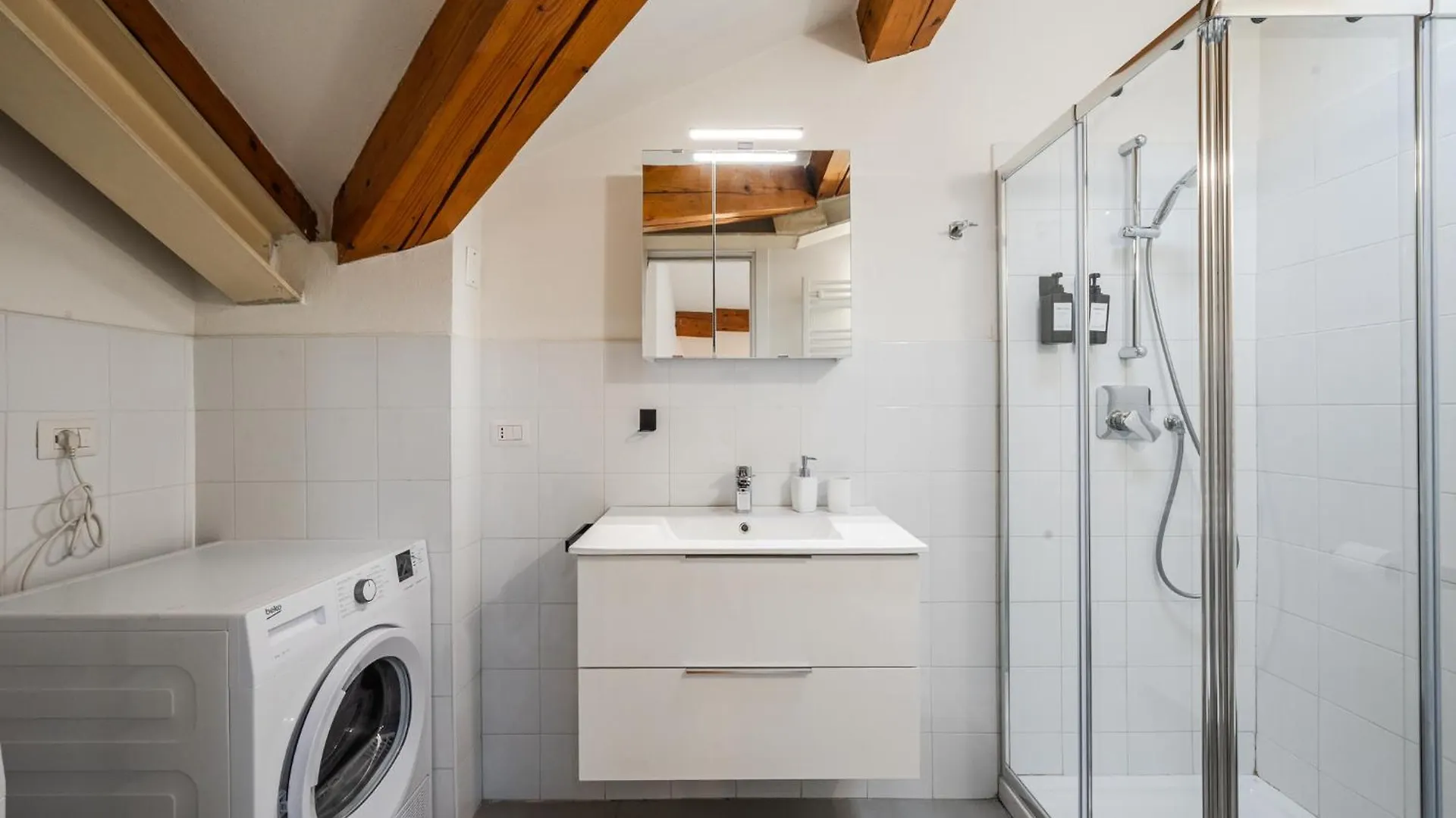 Apartment Milano - Spazioso Appartamento Vicino Metro