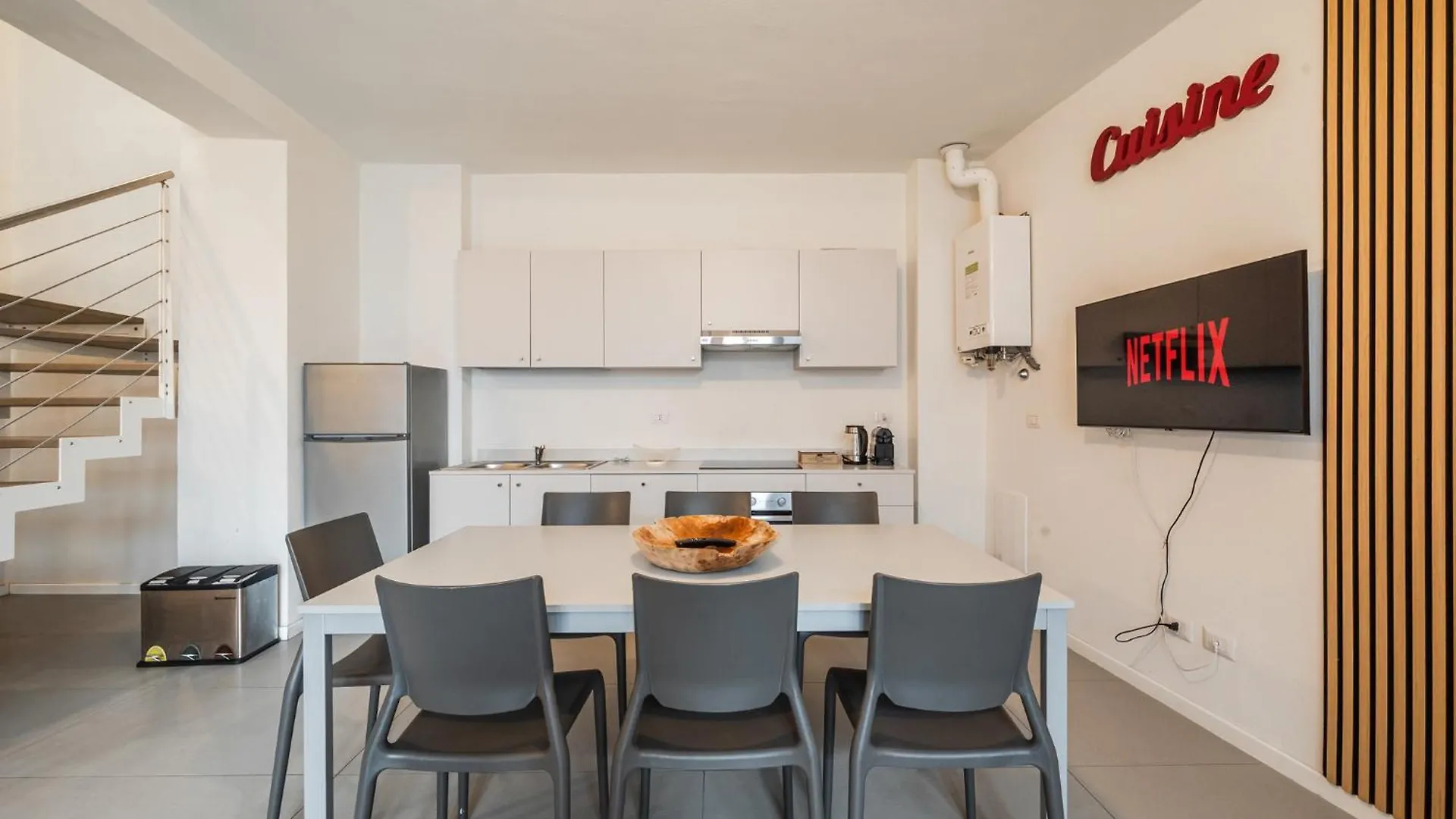 Milano - Spazioso Appartamento Vicino Metro Apartment Milan